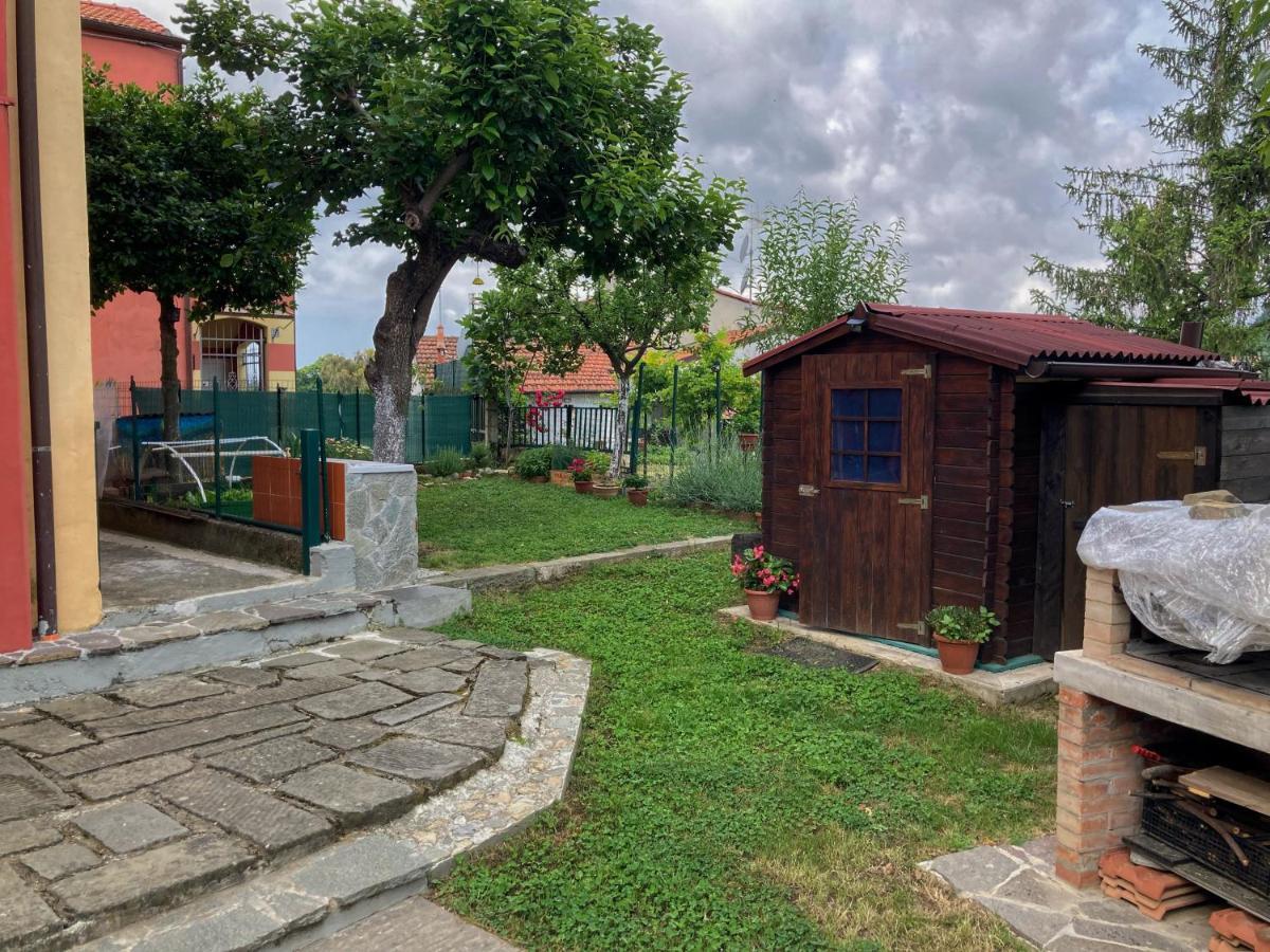 Villa La Casa Rossa Arcola Con Vista Esterno foto